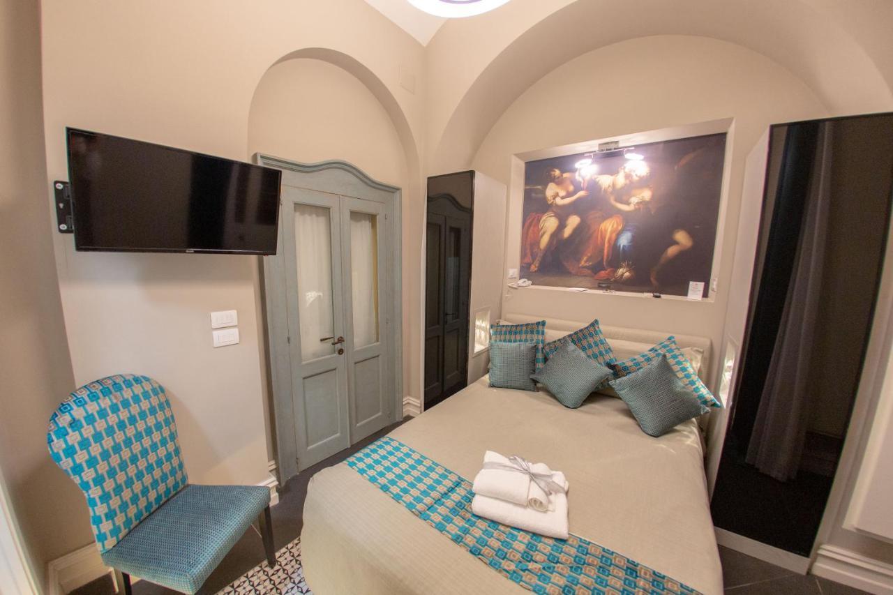 Leone Camere D'Autore - Chiaia Naples Exterior photo